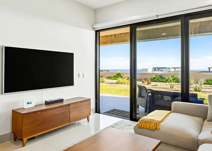 Сasa de vacaciones Modern With Ocean View, Pool, Patio, Tennis & Gym *
