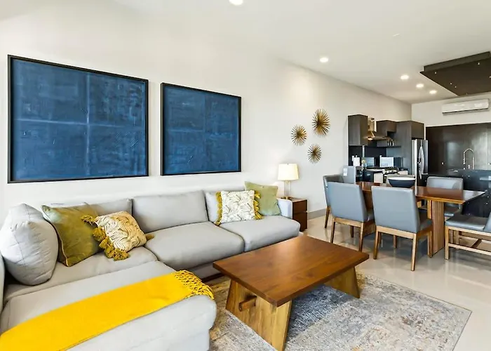 Modern With Ocean View, Pool, Patio, Tennis & Gym